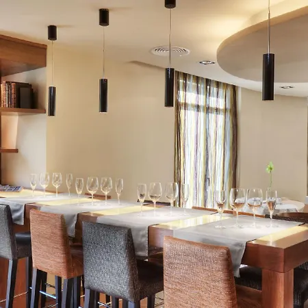 Wilson Boutique Hotel 